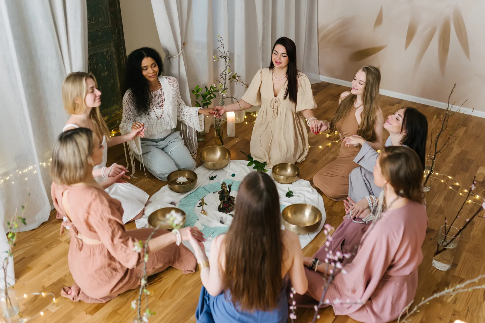 Photo: SOV01371. Landscape image 5732x3821. Readable text: - | Ee me @ \ is er i Be fae Bet La ma. eee Ss a, ed STS q ee Me ¢ ¥: } oN aa B